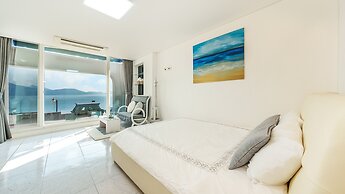 Namhae Opera House Pension