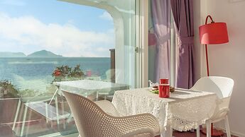 Namhae Opera House Pension