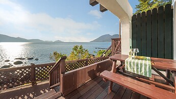 Namhae Opera House Pension