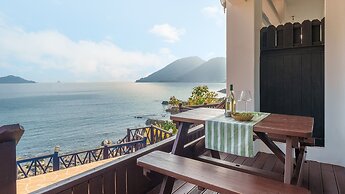 Namhae Opera House Pension