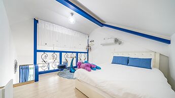 Namhae Opera House Pension