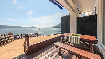 Namhae Opera House Pension