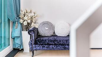 Namhae Opera House Pension