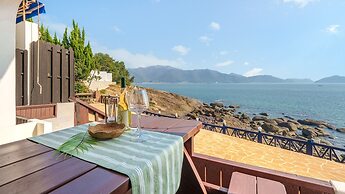 Namhae Opera House Pension