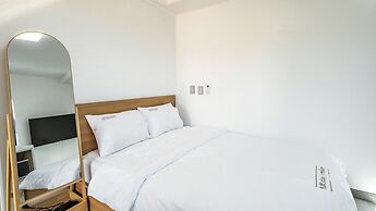 Yeosu Nangmanstay Pension