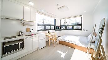 Yeosu Nangmanstay Pension