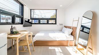 Yeosu Nangmanstay Pension