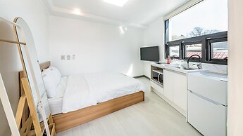 Yeosu Nangmanstay Pension