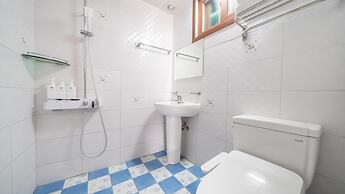 Yeosu Dulggot Pension