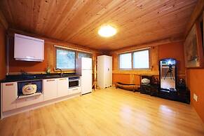 Samcheok Yeondam Pension