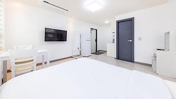 Yeosu Onueli Pension