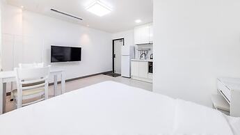 Yeosu Onueli Pension