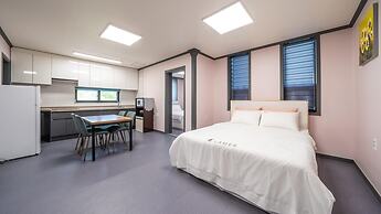 Samcheok Lamer Pension