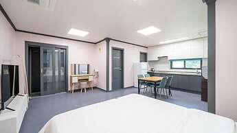 Samcheok Lamer Pension