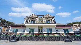 Gangneung Five Moon Pension