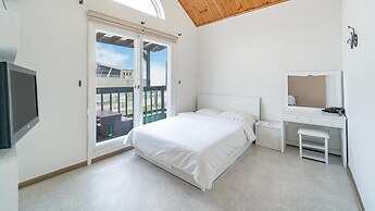 Gangneung Five Moon Pension