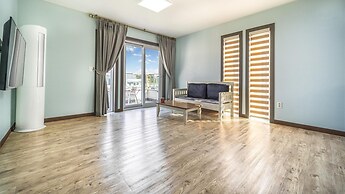 Seogwipo Myhalftime Pension