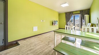 Seogwipo Myhalftime Pension