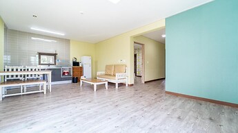 Seogwipo Myhalftime Pension