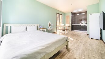 Seogwipo Myhalftime Pension