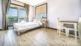 Seogwipo Myhalftime Pension