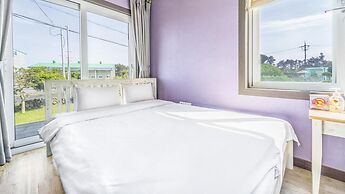 Seogwipo Myhalftime Pension