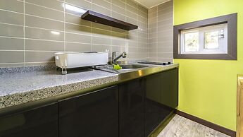 Seogwipo Myhalftime Pension