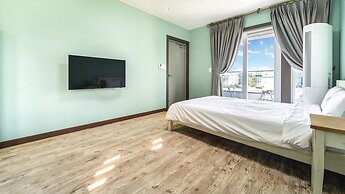 Seogwipo Myhalftime Pension