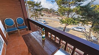 Ganghwa Badabit Pension