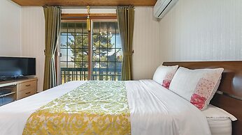 Ganghwa Badabit Pension