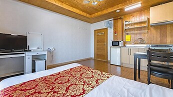 Ganghwa Badabit Pension