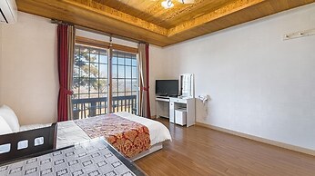 Ganghwa Badabit Pension