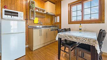 Ganghwa Badabit Pension