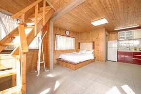 Gangneung Windmill Pension