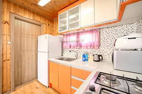 Gangneung Windmill Pension