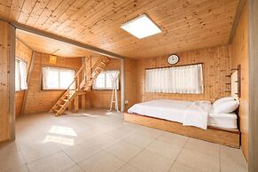 Gangneung Windmill Pension