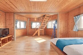 Gangneung Windmill Pension