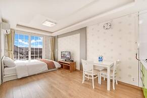 Gangneung Windmill Pension