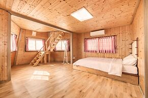 Gangneung Windmill Pension