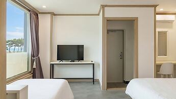 Yangyang Haettuneonchangmoon Pension