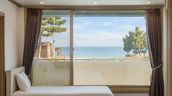 Yangyang Haettuneonchangmoon Pension