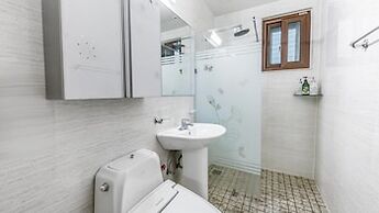 Yangyang Haettuneonchangmoon Pension