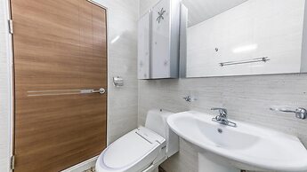 Yangyang Haettuneonchangmoon Pension