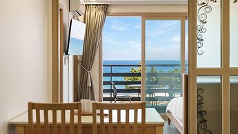 Yangyang Haettuneonchangmoon Pension
