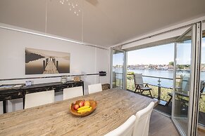 Kapitänsbrücke - Penthouse