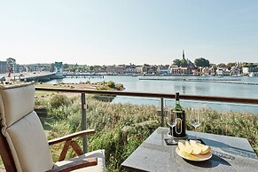 Kapitänsbrücke - Penthouse
