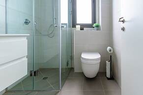 Panoramic Seaview Balcony Escape by Sea N Rent