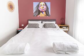 Panoramic Seaview Balcony Escape by Sea N Rent