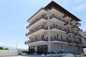 Golden Berden Boutique Hotel