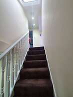 Lovely 5-bed House in Essex